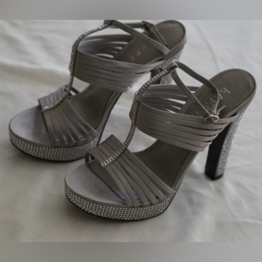 ♡Ralph Lauren Silver Heels♡